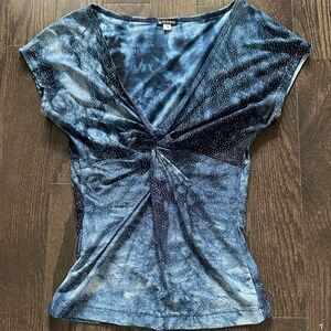✨ Marble Blue Sparkle Top – Effortless Shine